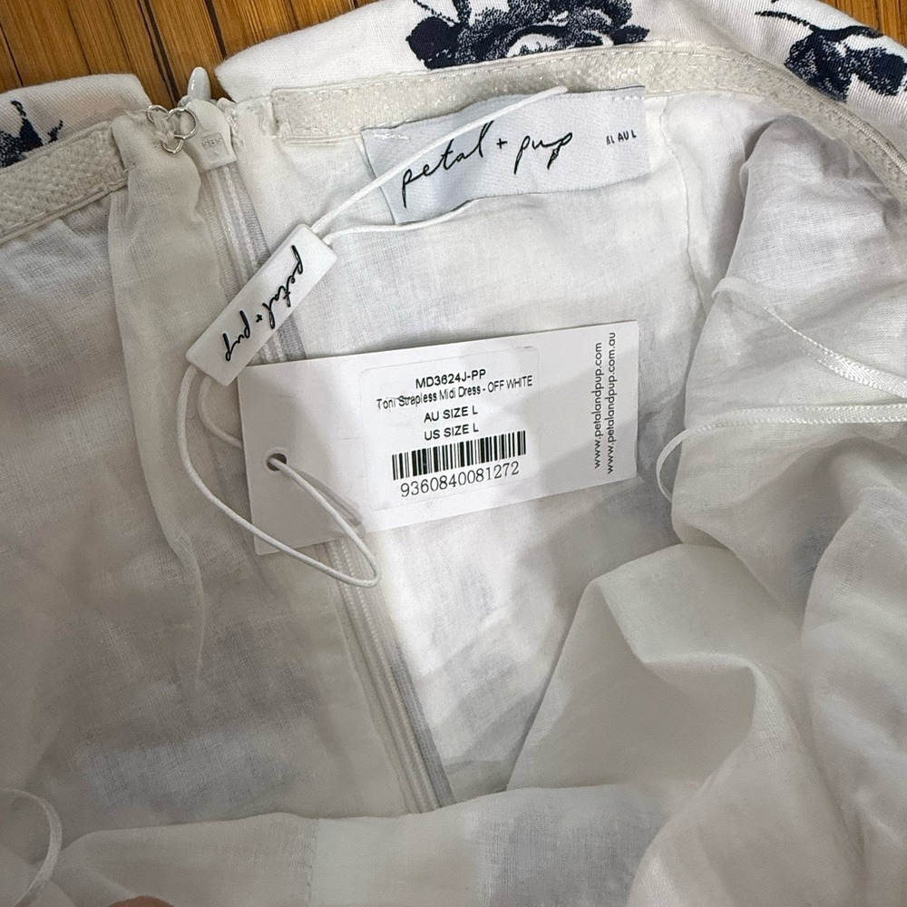 NWT Petal + Pup Women's TONI STRAPLESS MIDI DRESS - OFF WHITE Large - Picture 4 of 13
